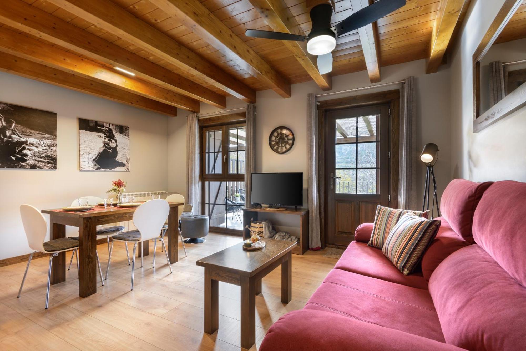 Casa Otal Lägenhet Jaca Exteriör bild