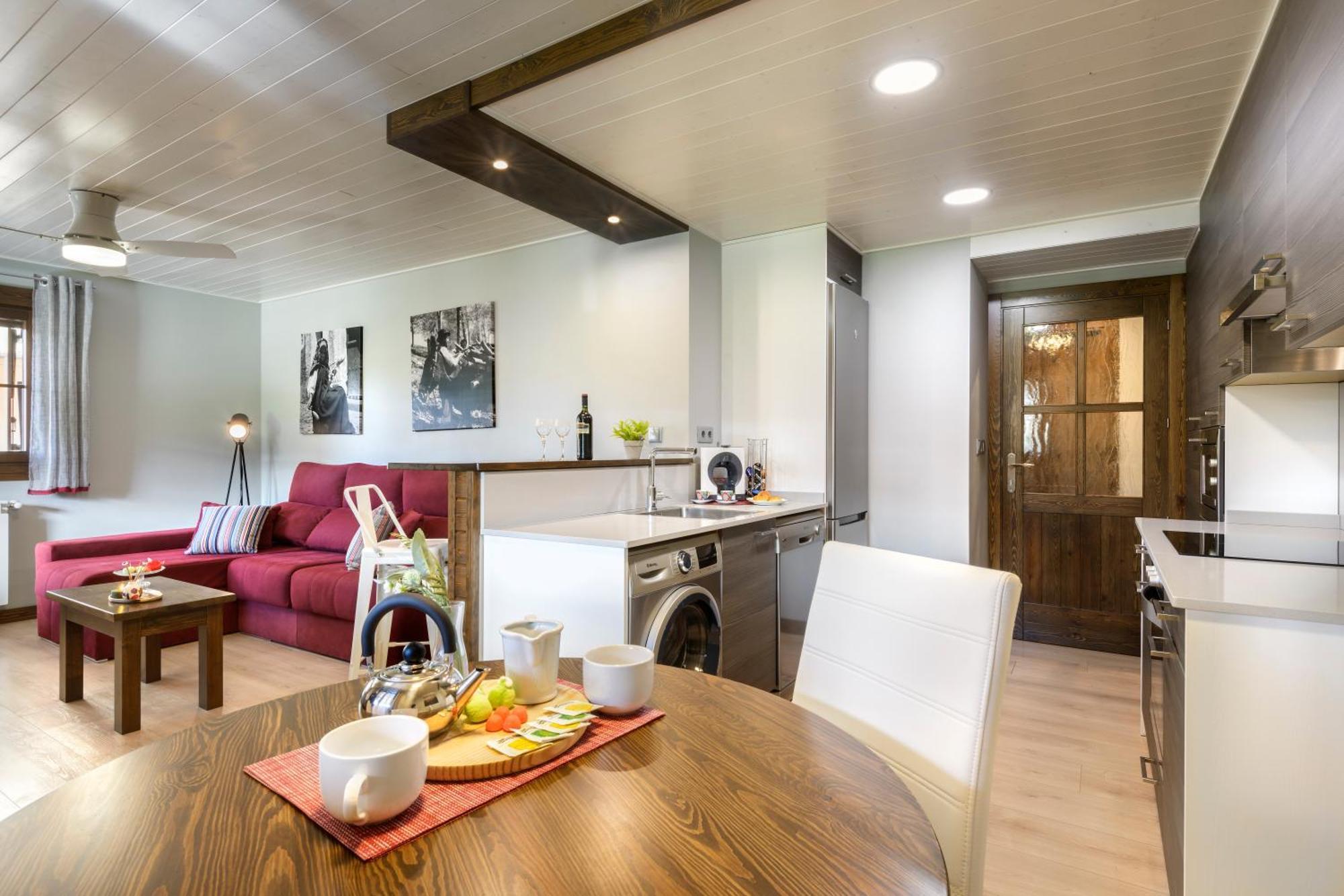 Casa Otal Lägenhet Jaca Exteriör bild