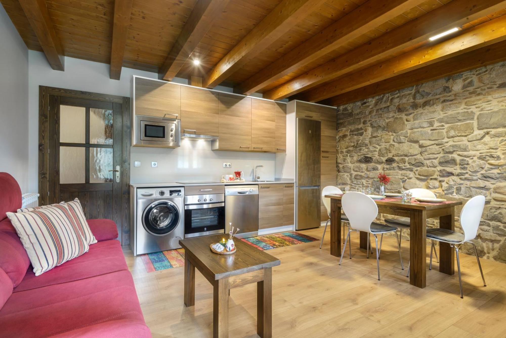 Casa Otal Lägenhet Jaca Exteriör bild